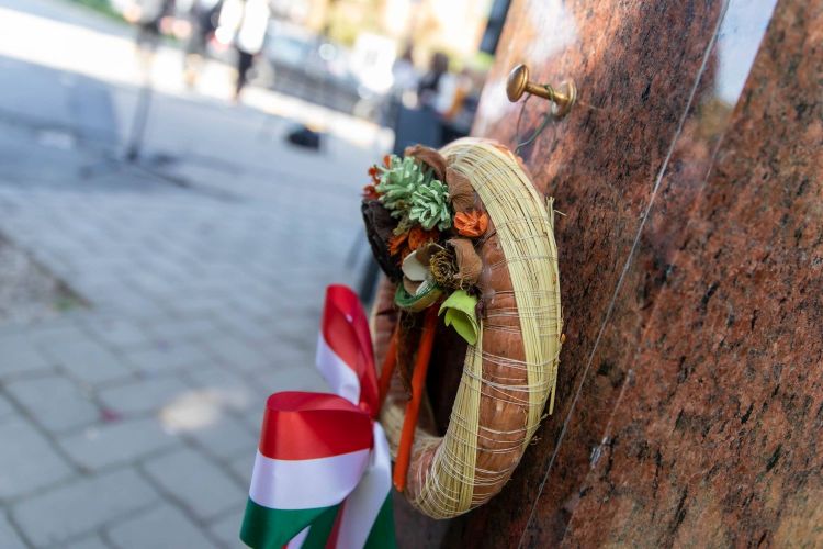 Széchenyi és Kossuthra emlékeztek